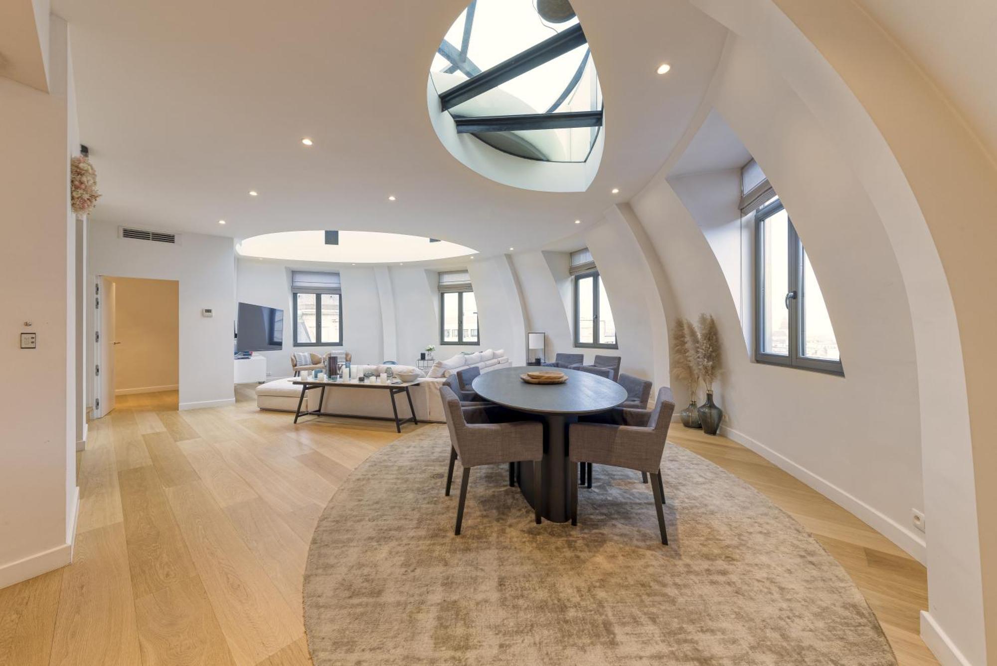 Triplex Penthouse In The City Center Brussel Bagian luar foto