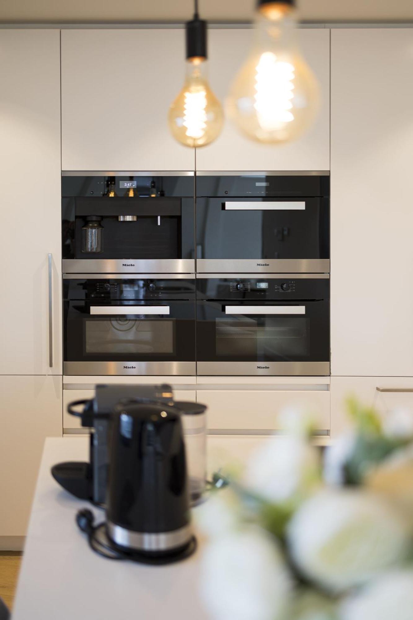 Triplex Penthouse In The City Center Brussel Bagian luar foto